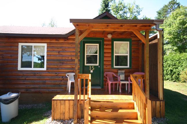 Spectacle Lake Lodge Bancroft Exterior foto